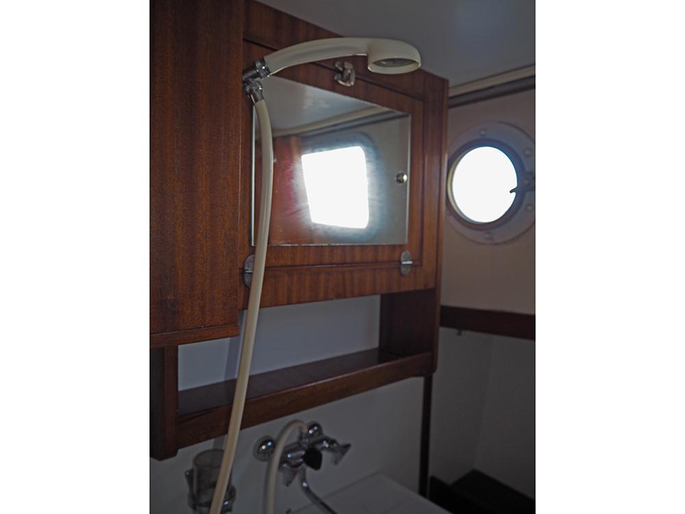 Fore ship, Accommodation